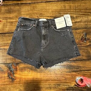 Abercrombie - the mom high rise short - washed black - 29 - NWT